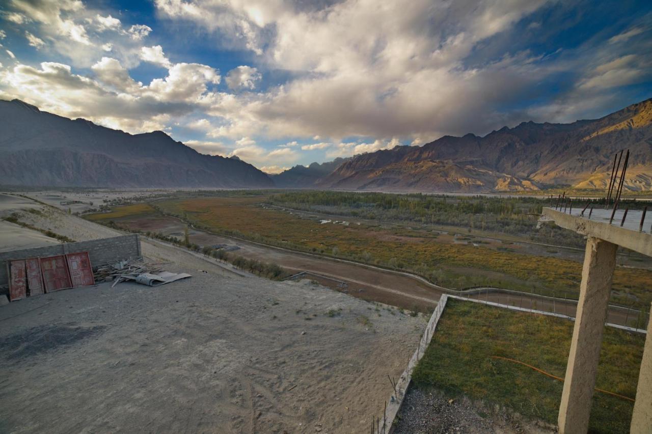 Baltistan Fort Skardu Resort Екстер'єр фото